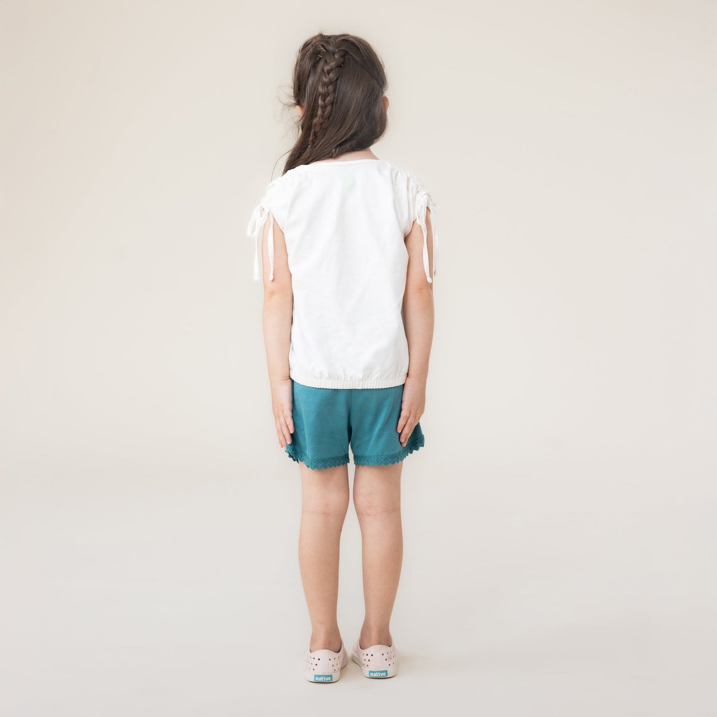 Ivory Girls' T-Shirt