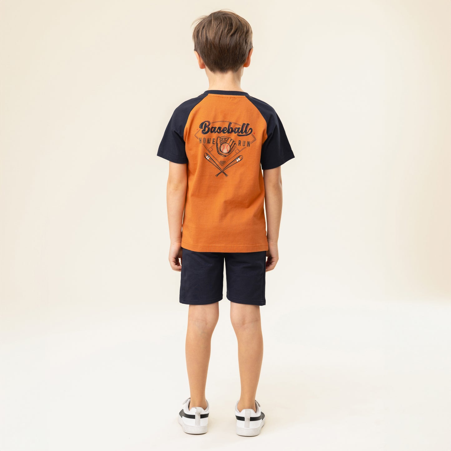 T-shirt  Garçons Brun